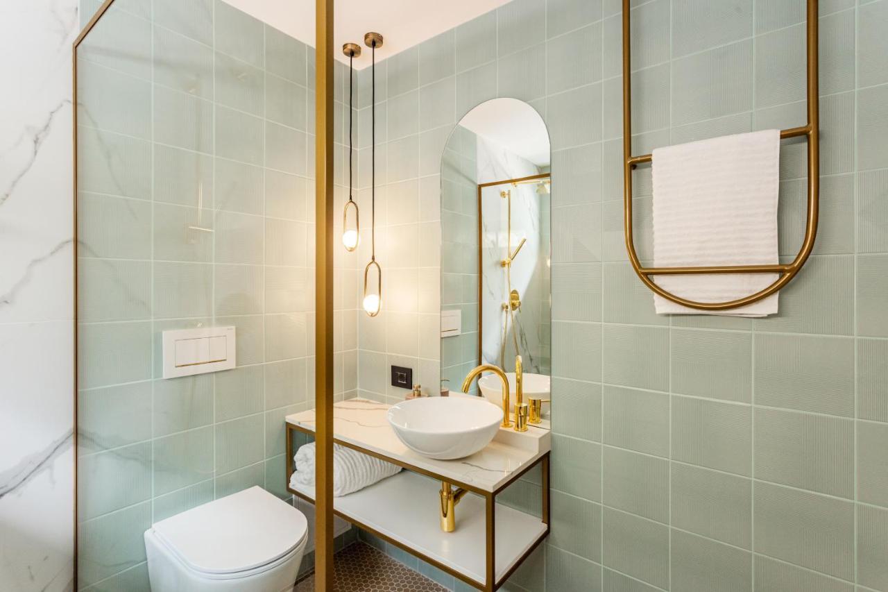 Designer Apartment In The City Center Cluj-Napoca Eksteriør billede